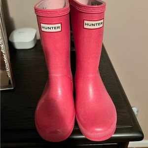 Pink Glitter Hunters